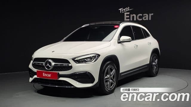 Mercedes-Benz GLA-Class 2021 — Фото 1/20