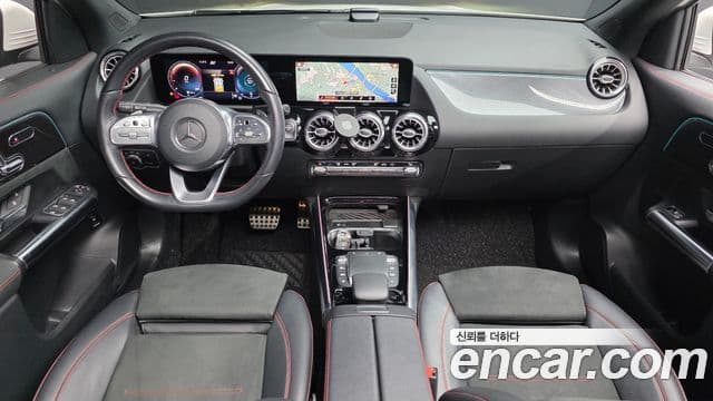 Mercedes-Benz GLA-Class 2021 — Фото 7/20