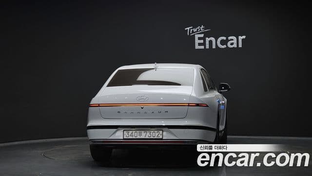 Hyundai Grandeur Hybrid 2022 — Şəkil 2/20