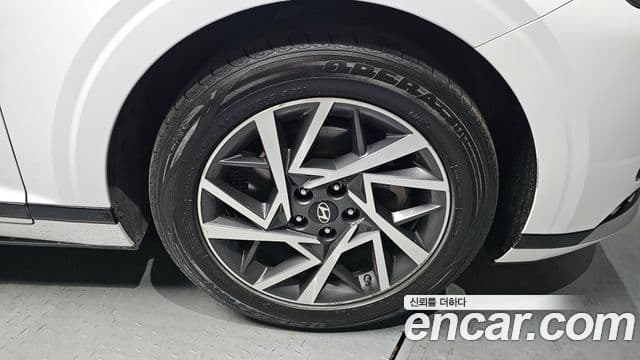 Hyundai Grandeur Hybrid 2022 — Şəkil 7/20