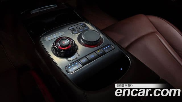 Genesis G90 2022 — Şəkil 9/20