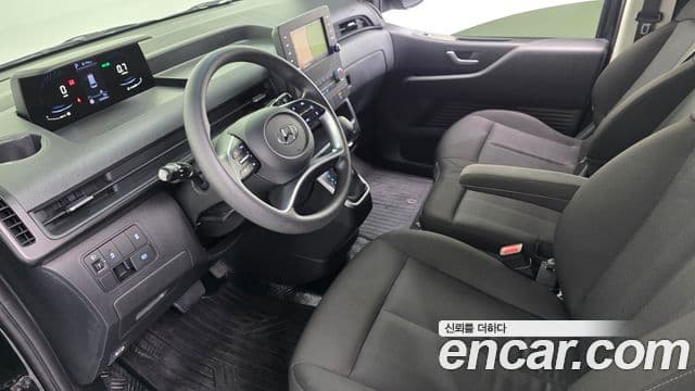 Hyundai Staria 2023 — Фото 7/20