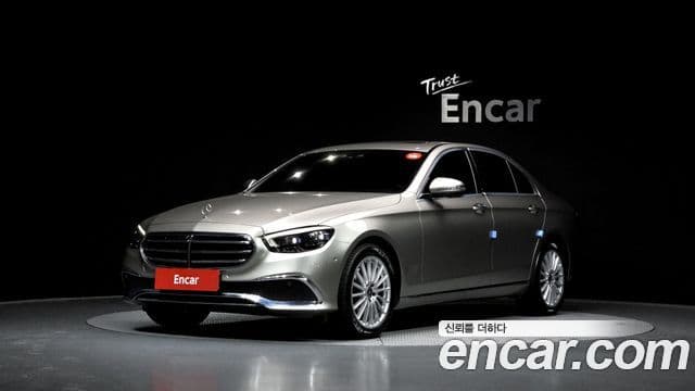 Mercedes-Benz E-Class 2022 — Şəkil 1/20