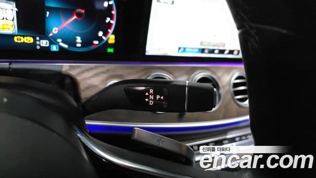 Mercedes-Benz E-Class 2022 — Şəkil 9/20