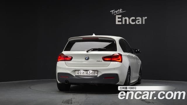 BMW 1 Series 2018 — Şəkil 2/20