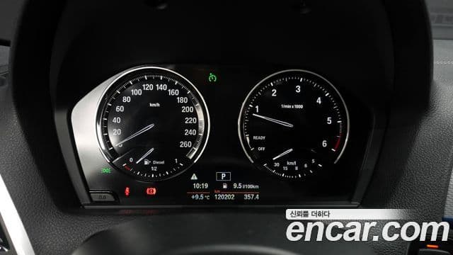 BMW 1 Series 2018 — Şəkil 17/20