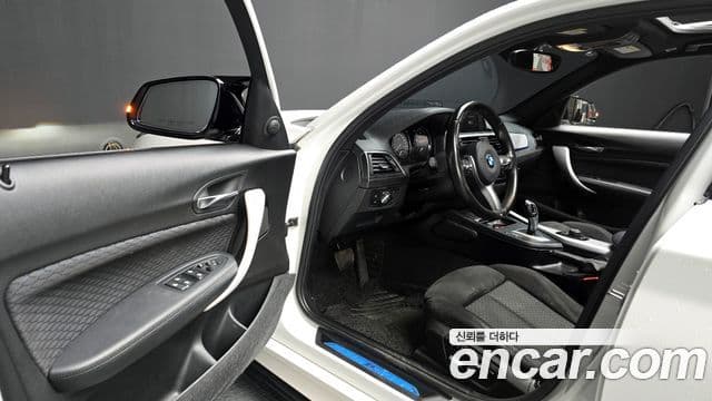BMW 1 Series 2018 — Şəkil 20/20