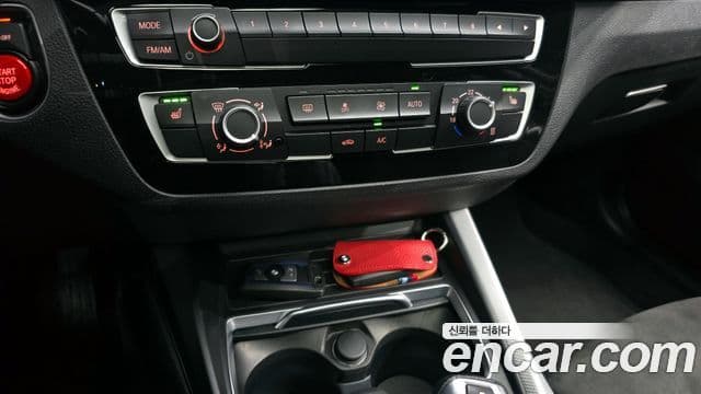 BMW 1 Series 2018 — Şəkil 16/20