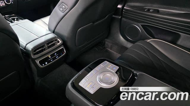 Genesis Electrified G80 2020 — Şəkil 18/20