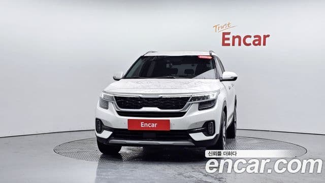 Kia Seltos 2021 — ფოტო 3/20