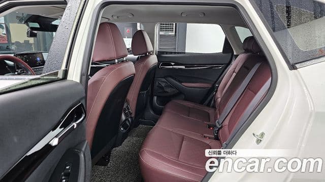 Kia Seltos 2021 — ფოტო 13/20