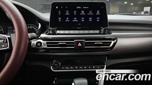 Kia Seltos 2021 — ფოტო 15/20