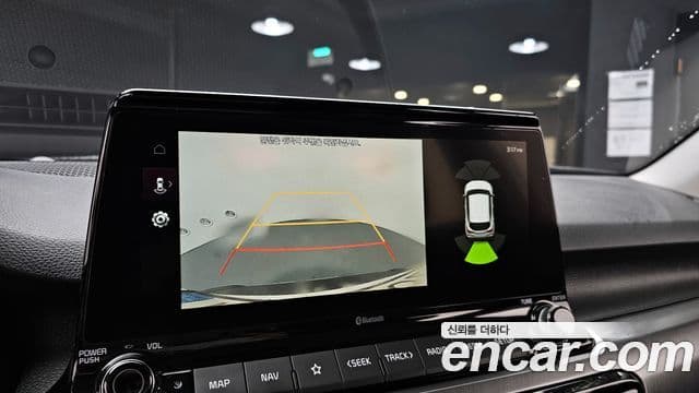 Kia Seltos 2021 — ფოტო 16/20