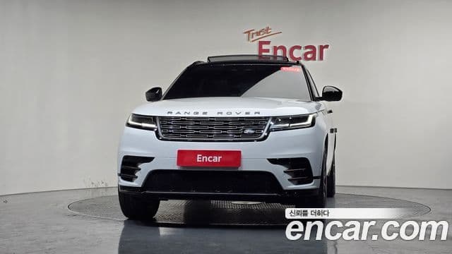 Land Rover Range Rover Velar 2025 — Photo 2/20