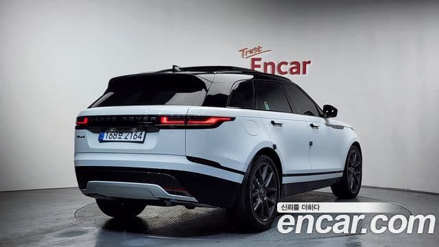 Land Rover Range Rover Velar 2025 — Фото 2/20