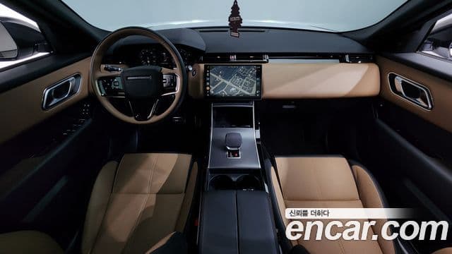 Land Rover Range Rover Velar 2025 — Фото 7/20