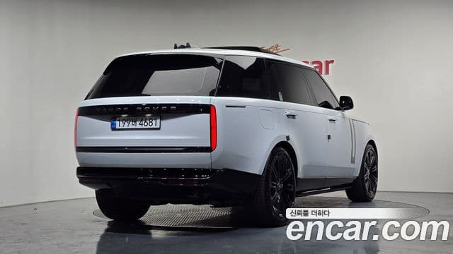 Land Rover Range Rover 2025 — ფოტო 2/20