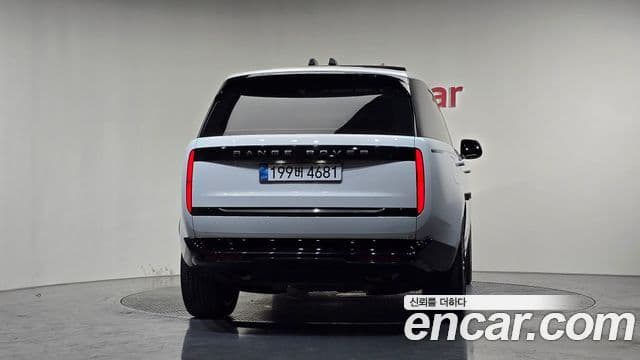 Land Rover Range Rover 2025 — ფოტო 4/20