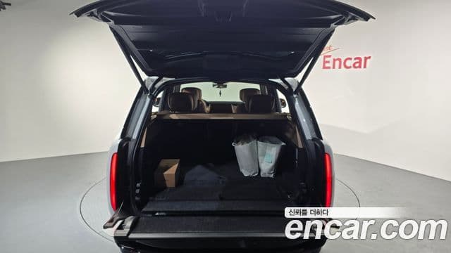 Land Rover Range Rover 2025 — ფოტო 20/20