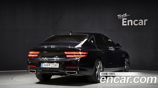 Genesis Electrified G80 2020 — Şəkil 1/20