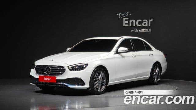 Mercedes-Benz E-Class 2021 — ფოტო 19/20