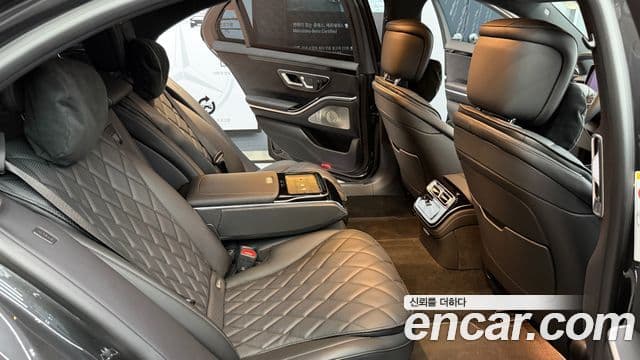 Mercedes-Benz S-Class 2025 — ფოტო 8/14