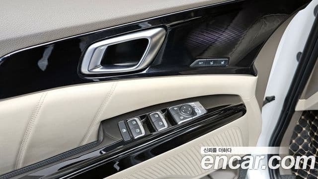 Kia Carnival 2021 — Şəkil 9/20