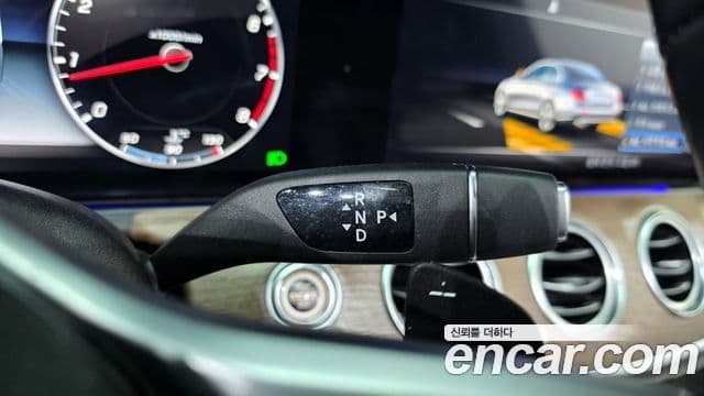Mercedes-Benz E-Class 2020 — ფოტო 9/20
