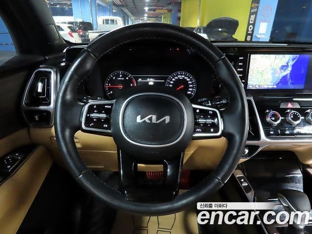 Kia Sorento 2022 — Фото 9/20