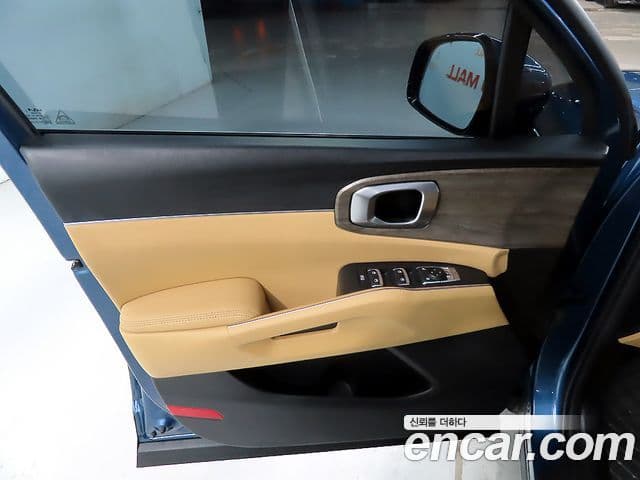 Kia Sorento 2022 — Фото 14/20