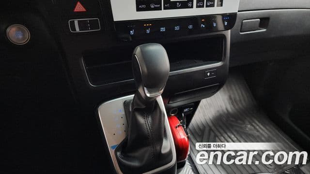 Hyundai Staria 2023 — Şəkil 9/20