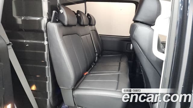 Hyundai Staria 2023 — Şəkil 12/20