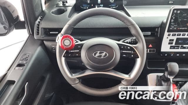 Hyundai Staria 2023 — Şəkil 13/20