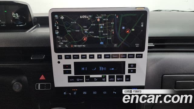 Hyundai Staria 2023 — Şəkil 16/20