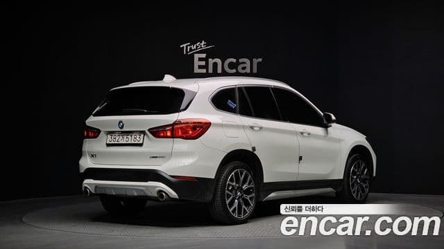 BMW X1 2022 — ფოტო 2/20