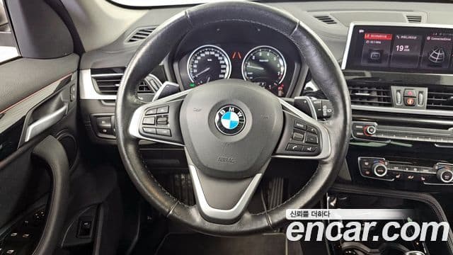 BMW X1 2022 — ფოტო 13/20