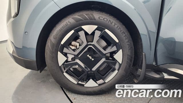 Kia Carnival 2023 — Şəkil 5/20