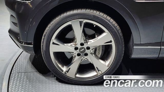 Genesis GV80 2023 — ფოტო 5/20