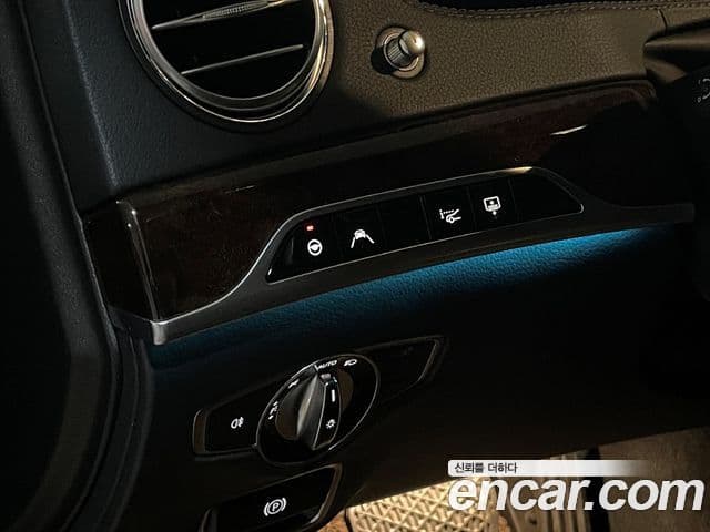 Mercedes-Benz S-Class 2019 — Фото 18/20