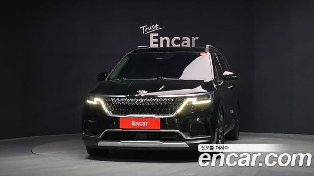 Kia Carnival 2021 — Фото 3/20