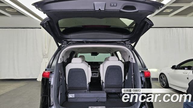 Kia Carnival 2021 — Фото 20/20