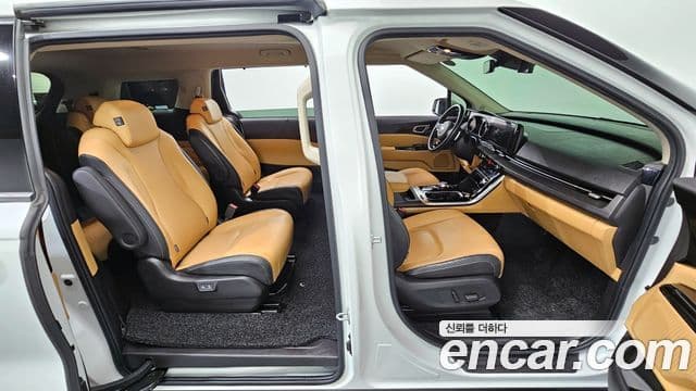 Kia Carnival 2021 — Şəkil 11/20