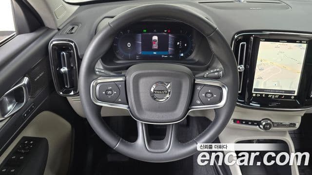 Volvo XC40 2024 — ფოტო 13/20