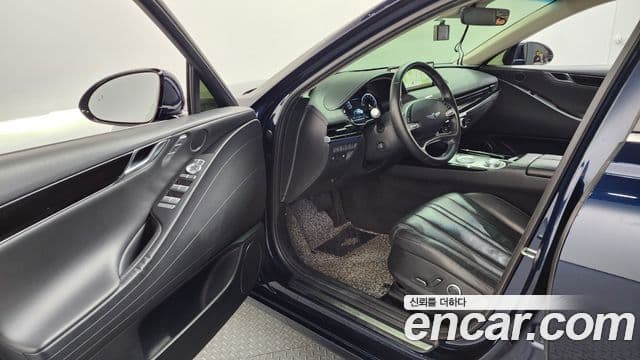 Genesis Electrified G80 2020 — Şəkil 10/20