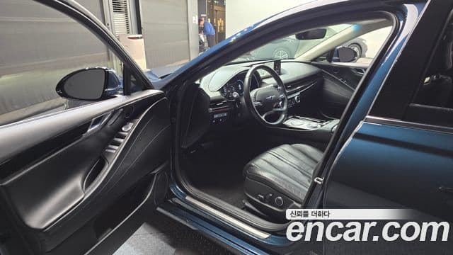 Genesis Electrified G80 2021 — Şəkil 10/20