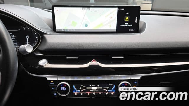 Genesis Electrified G80 2021 — Şəkil 16/20