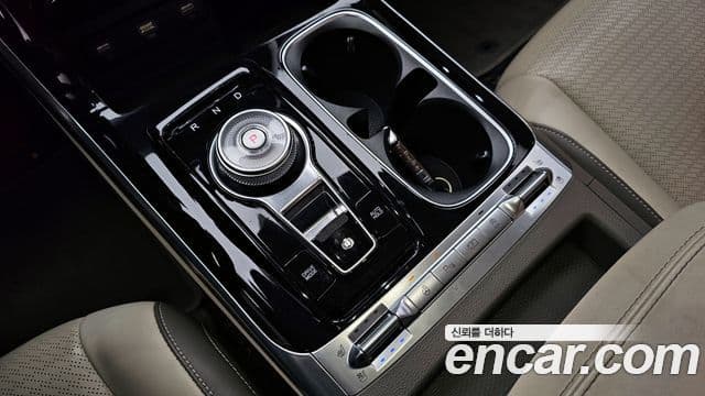 Kia Carnival 2021 — Фото 9/20
