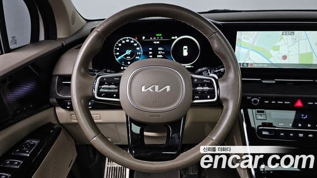 Kia Carnival 2021 — Фото 13/20