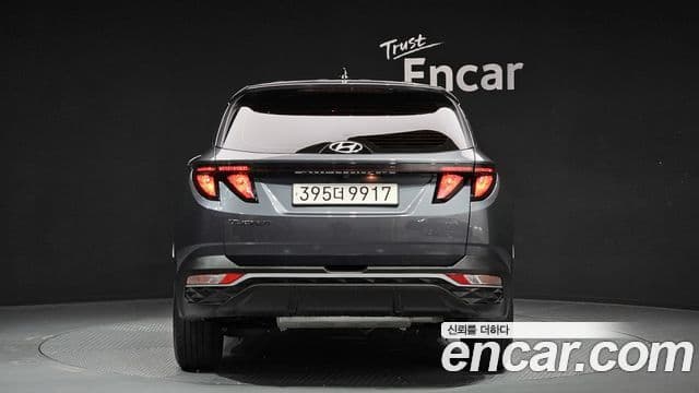 Hyundai Tucson Hybrid 2022 — ფოტო 15/20