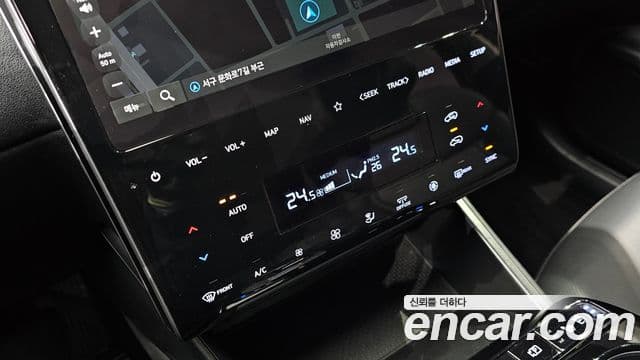Hyundai Tucson Hybrid 2022 — ფოტო 17/20